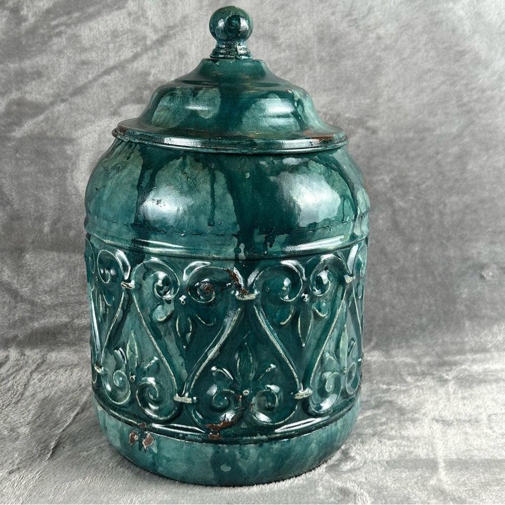 Decorative Metal Jar Cannister With Lid Teal Paint Distressed Boho‎ Coastal